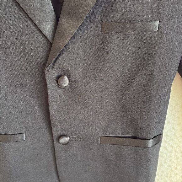 Gino Giovanni Boys Tuxedo Jacket Size 4T Black - Picture 3 of 7
